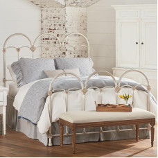 Vintage White Iron Bed Double Bed Palace Style Main Bedroom Vintage White Iron Bed Double Bed Palace Style Main Bedroom
