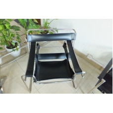 Repair Replacement Straps And Cushion For Wassily Kandinsky Chair In Italian Leather And Bonded Leather Repair Replacement Straps And Cushion For Wassily Kandinsky Chair In Italian Leather And Bonded Leather