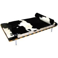 Cowhide Barcelona Style Daybed With No Piping