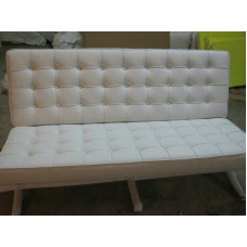 Barcelona Loveseat Cushions And Straps In Top Grain Leather Barcelona Loveseat Cushions And Straps In Top Grain Leather