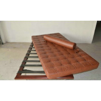 Barcelona Daybed Cushions And Straps In Full Aniline Leather Barcelona Daybed Cushions And Straps In Full Aniline Leather