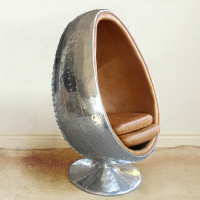 Pod Egg Chair In Aluminium Shell Pod Egg Chair In Aluminium Shell