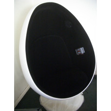 Pod Chair With Speakers Pod Chair With Speakers
